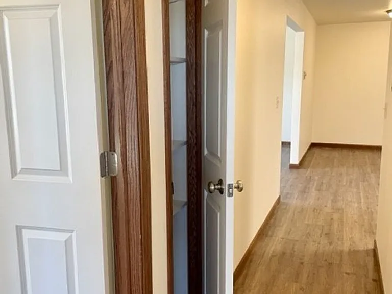 4910 Coventry Ct — Photo 8