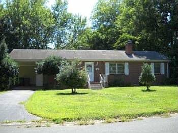 1st image of 414 Briarwood Dr