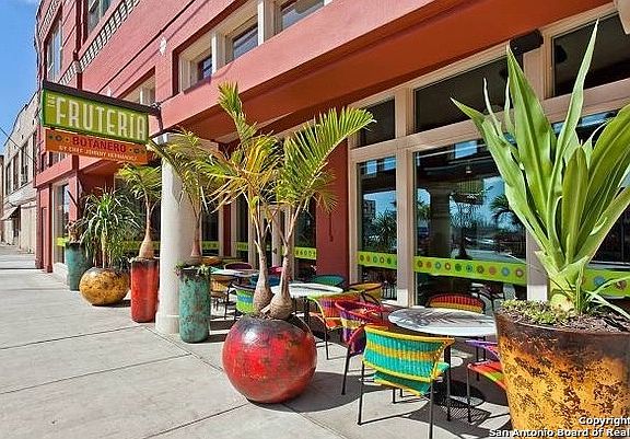 2nd image of 1401 S Flores St APT 107