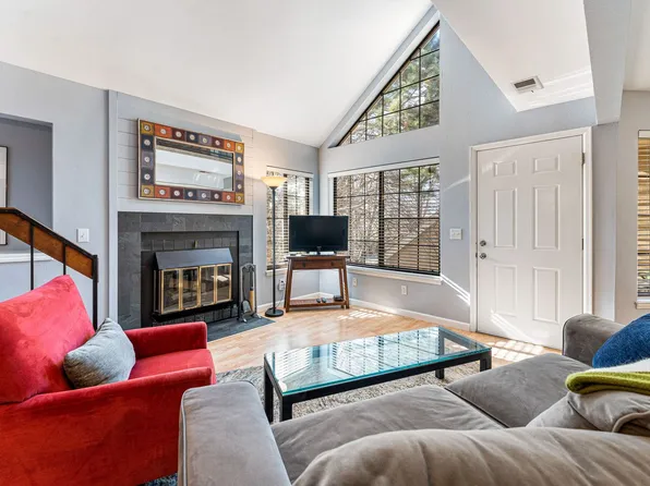 4705 Spine Rd APT E, Boulder, CO 80301