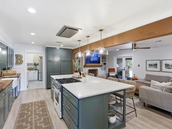 1208 N Morris St, McKinney, TX 75069