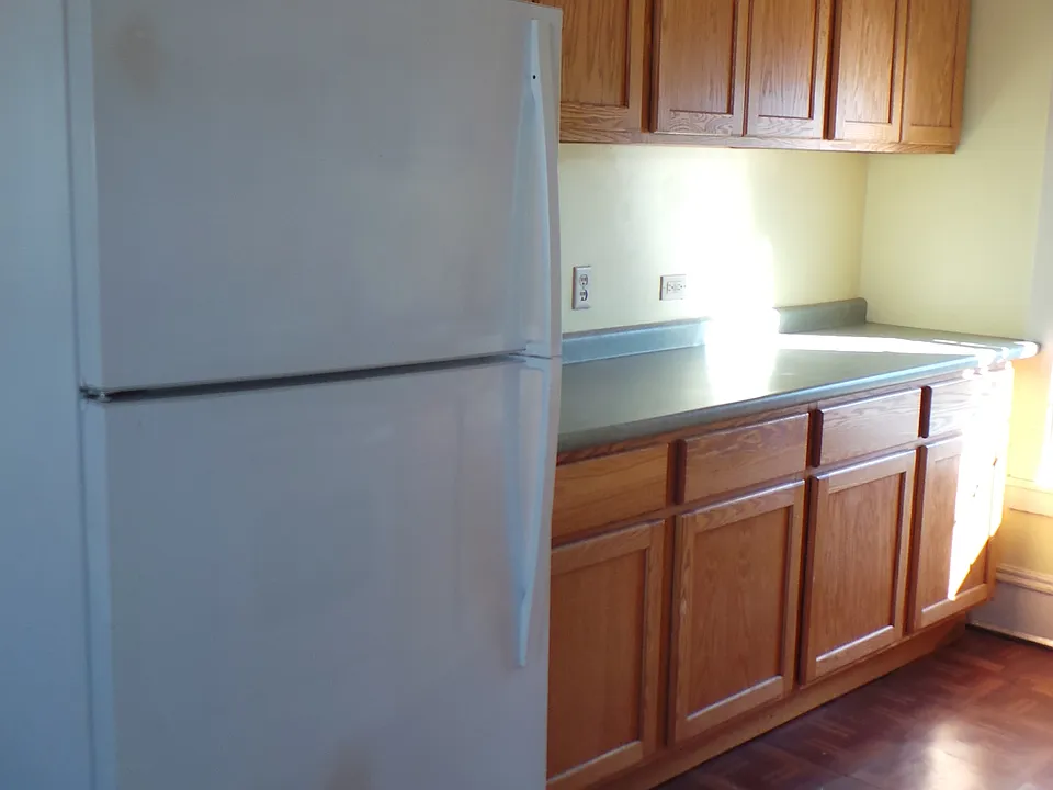 Kitchen left side view