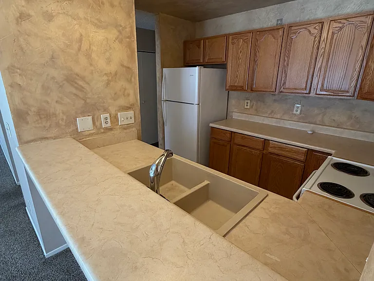 5609 Orchard Ln — Photo 5