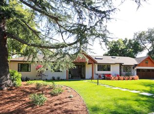 688 Coral Ct, Los Altos, CA 94024