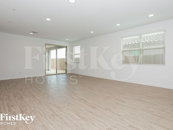 2nd image of 4227 S 94th Ln