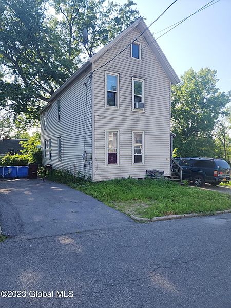 2nd image of 76 Division Street
