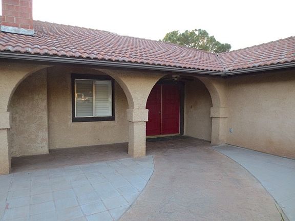 4th image of 9878 Juniper Ct