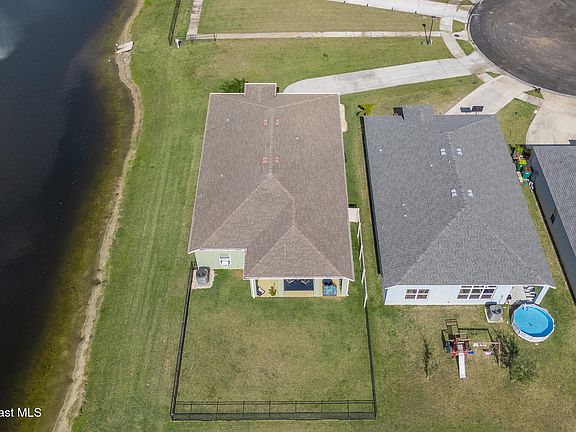 4th image of 865 Boughton Way