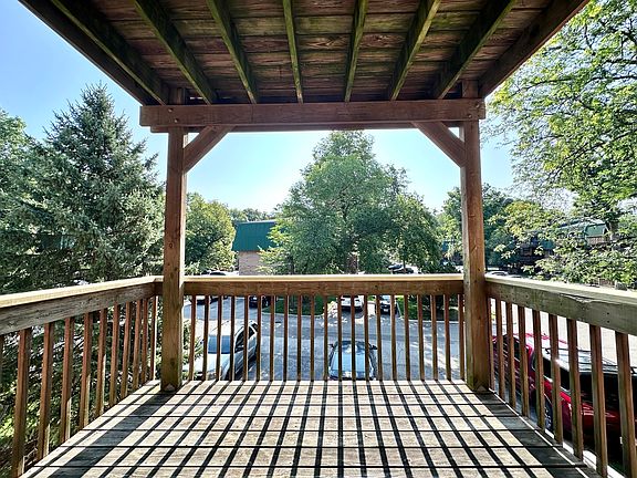4th image of 1990 Tall Oaks Dr APT 2B
