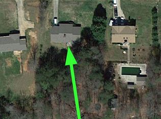 4116 Greenwood Dr, Gainesville, GA 30506