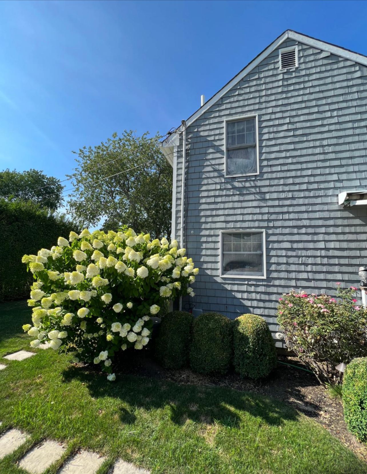 28 Windermere Dr, Sag Harbor, NY 11963 Out East