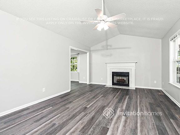 3rd image of 416 Westonridge Run