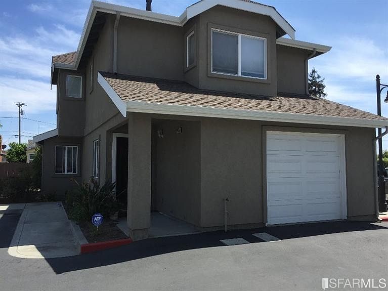 1st image of 20715 Grove Park Pl