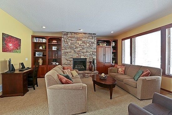 2nd image of 9226 Woodland Dr