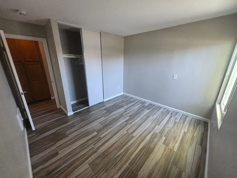 3454 Castle Glen Dr #113 — Photo 32