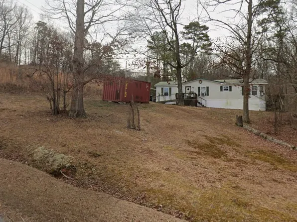 1611 Flat Branch Rd, Tunnel Hill, GA 30755