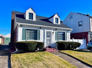 11841 225th St, Cambria Heights, NY 11411