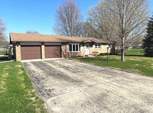 1465 N Samara Ave, Kankakee, IL 60901