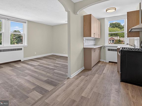 3rd image of 6299 Kindred St