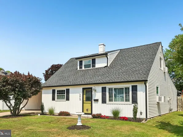 586 Doloro Dr, Morrisville, PA 19067