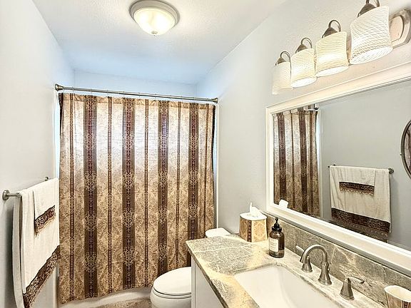 5th image of 95-349 Kuahelani Ave #T