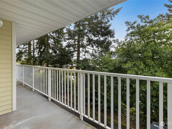 127 SW 154th Street #107, Burien, WA 98166