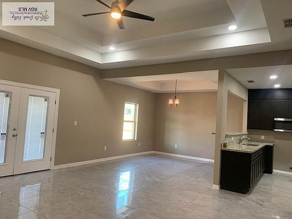 4th image of 4543 River Oak Cir