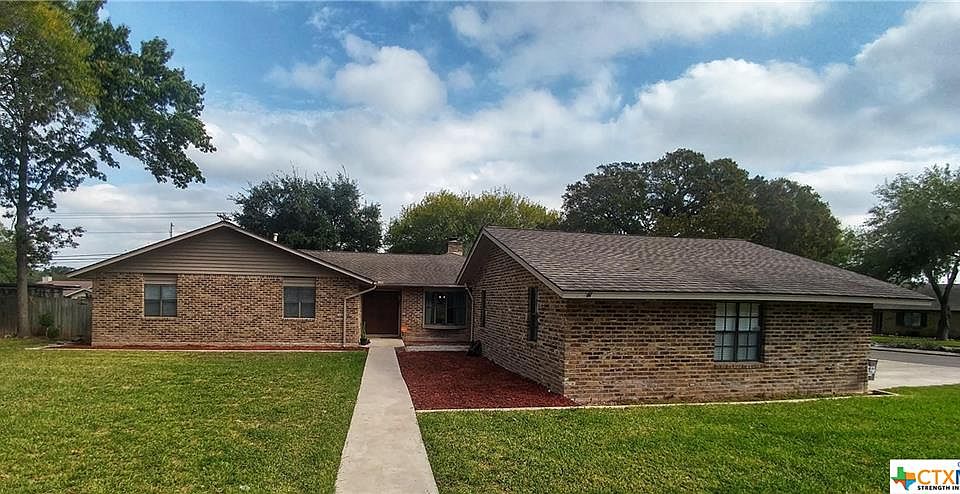 1st image of 102 Fleetwood Dr