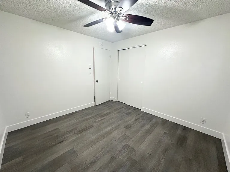 144 Smith Ave #11 — Photo 11