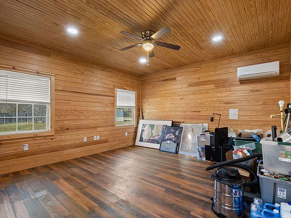 5th image of 579 Lake Vernon Rd