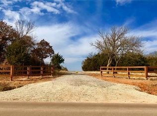10655 N Harrah Rd, Harrah, OK 73045