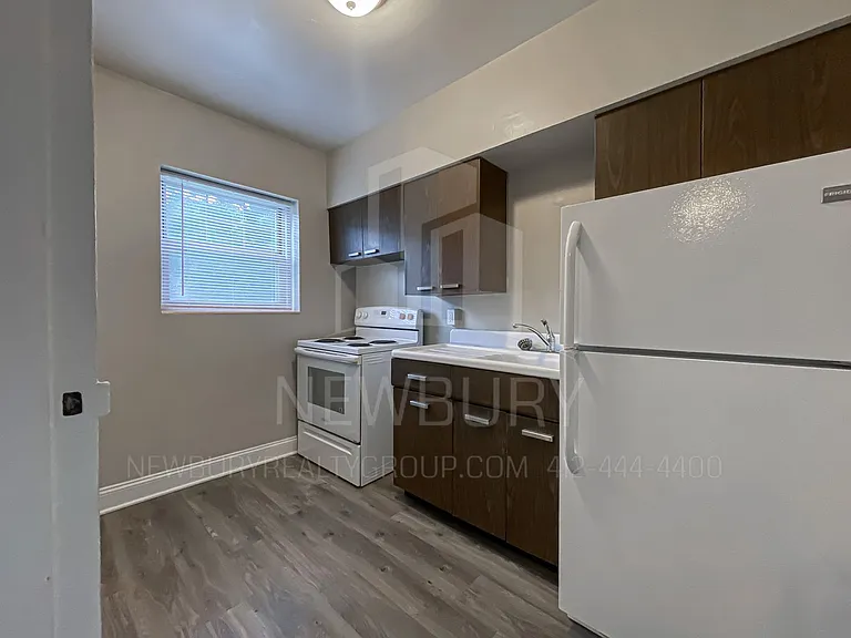 WestWood Apartments — Photo 5