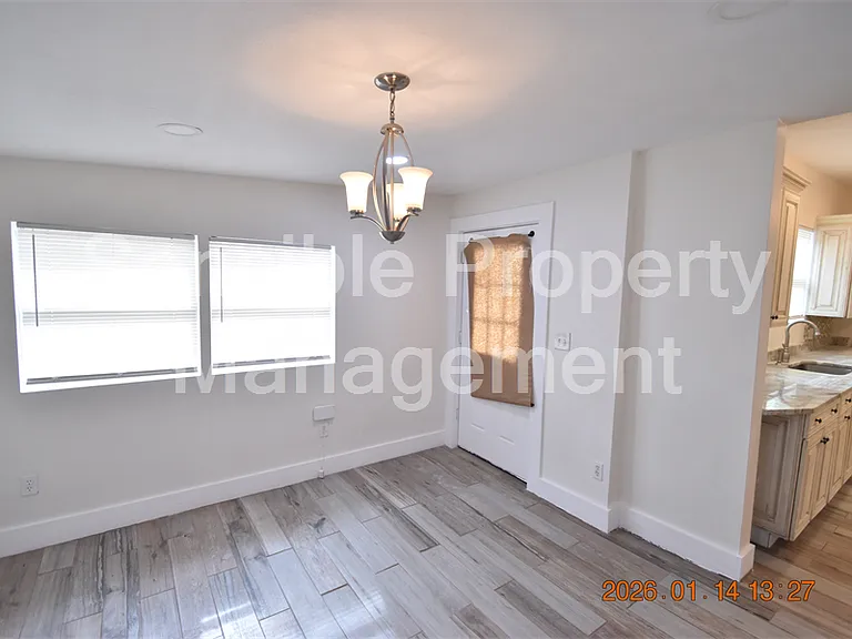 907 E Patterson St — Photo 7