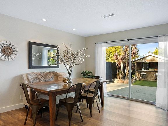 4th image of 34 San Ramon Way