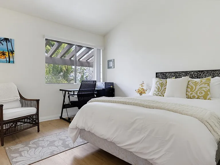 2508 Navarra Dr #403 — Photo 31