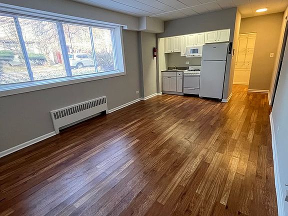 2nd image of 135-143 S Waller Avenue Gdn #As-b