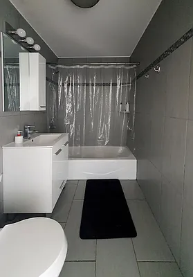 Rented by Corcoran | media 27