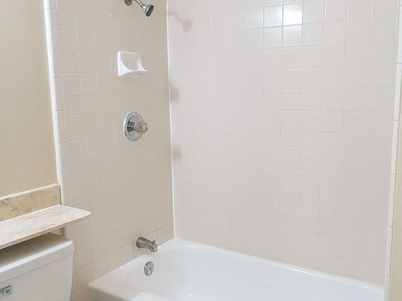 5th image of 2619 Gumdrop Dr