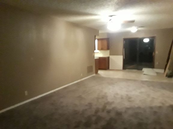 2nd image of 325 Dustin Dr #B