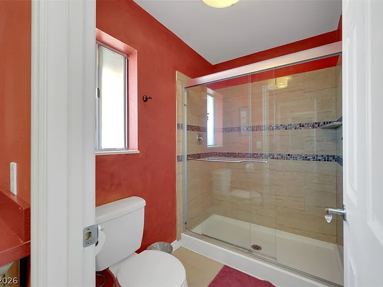 3225 Mountain Spring Rd — Photo 23