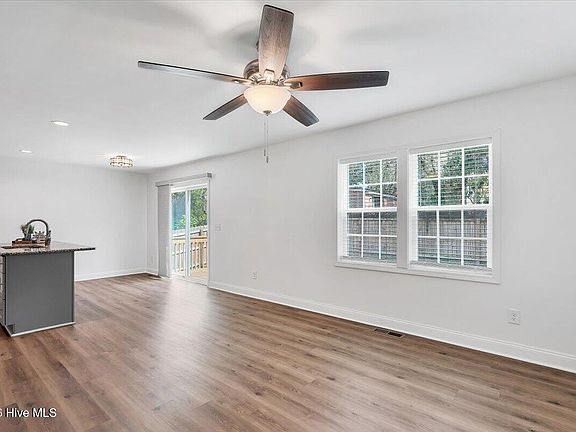 5th image of 425 S Hardin Street