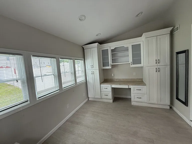 Beacon View Dr — Photo 6