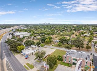 5814 W Interstate Highway 10, San Antonio, TX 78201