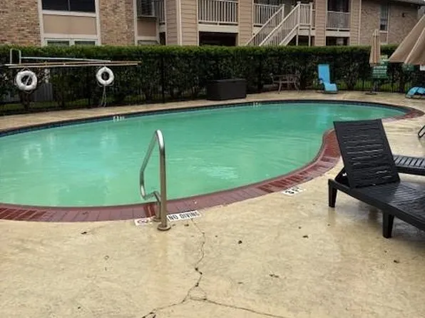 1311 Antoine Dr, Houston, TX