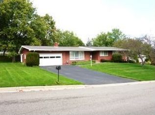 3 Devon Dr, Endicott, NY