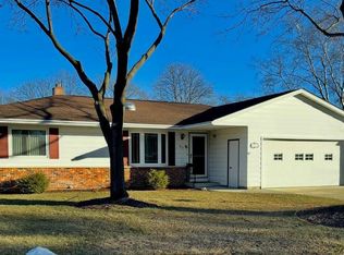 817 Valley Ct, Onalaska, WI 54650