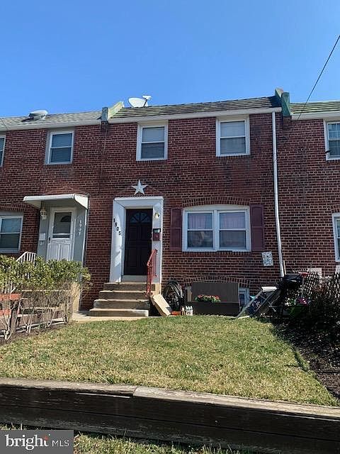 2nd image of 1905 Prospect Rd