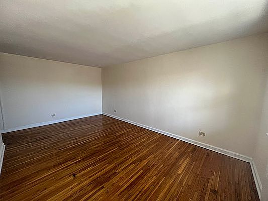 2nd image of 10-14 Hartman Ln #2