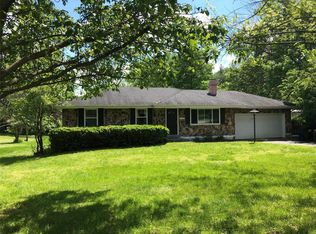 1552 Maple Ln, Ballwin, MO 63011