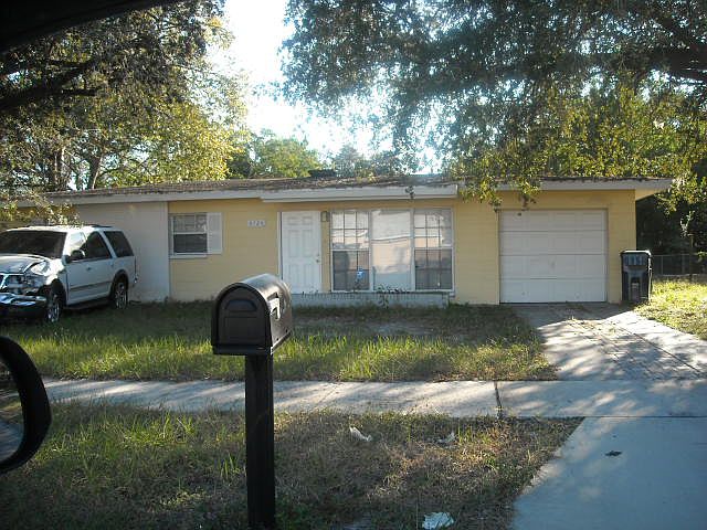 1st image of 8725 N Larkhall Pl